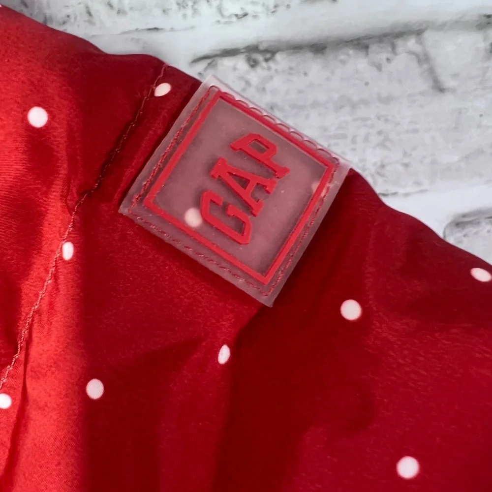 |•BABY GAP•| Adorable Polka Dot Snowsuit Size 0-6 Months